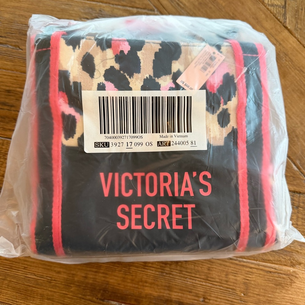 NIP Victoria's Secret Leopard Print Canvas Tote Bag Pink Logo Large